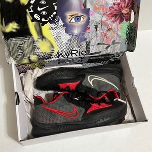 Nike kyrie 4 low “BRED”